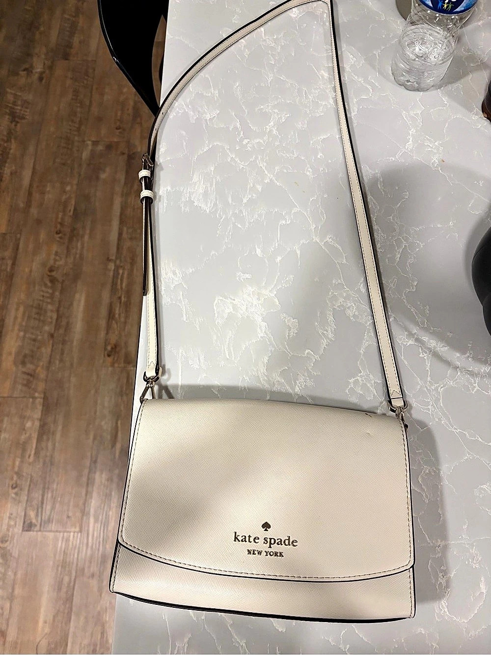 Kate Spade Crossbody Bag in White Like New
